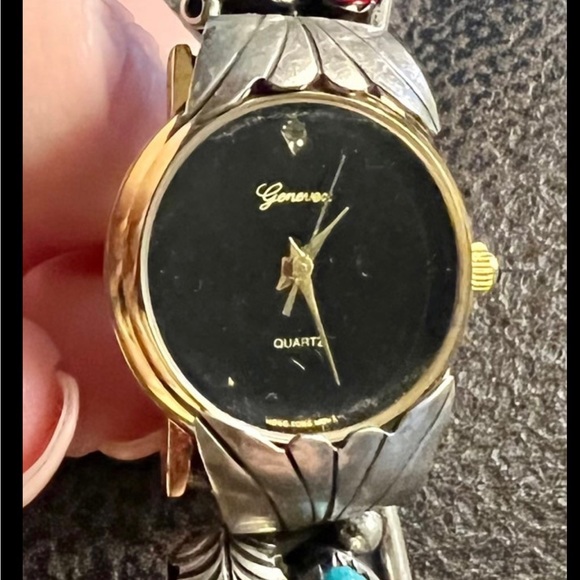 Navajo jewelry. This is a very unique turquoise and coral ring with a watch - Picture 2 of 3